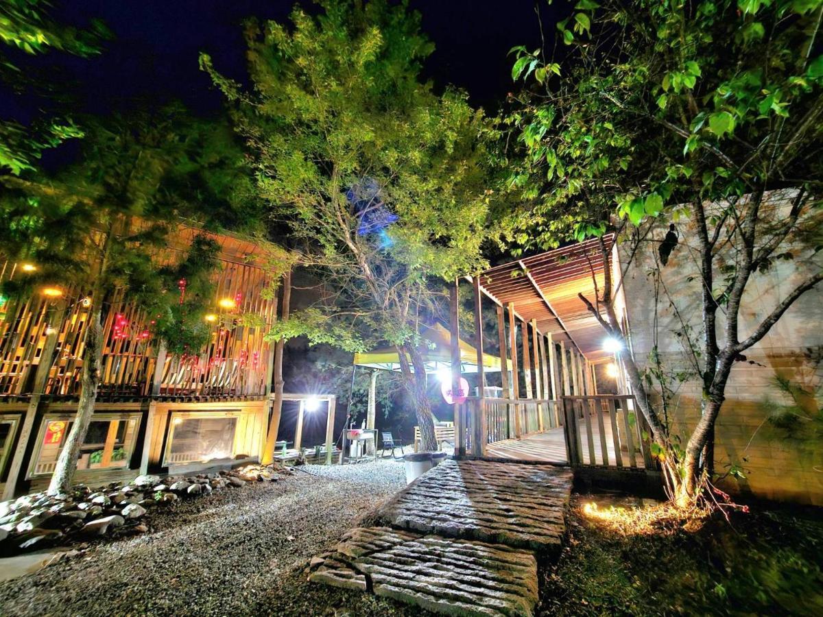 Fun星空謐境 埔里包棟民宿 烤肉麻將自然園區 Exterior foto